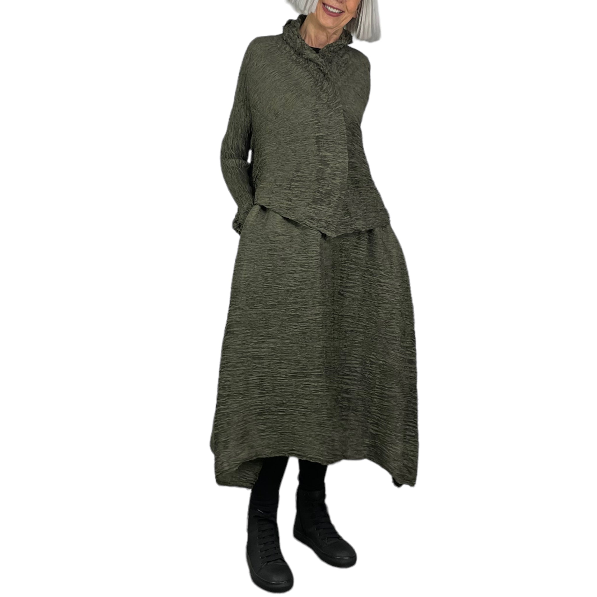 HORIZONTAL PLEAT FULL SKIRT – MIO