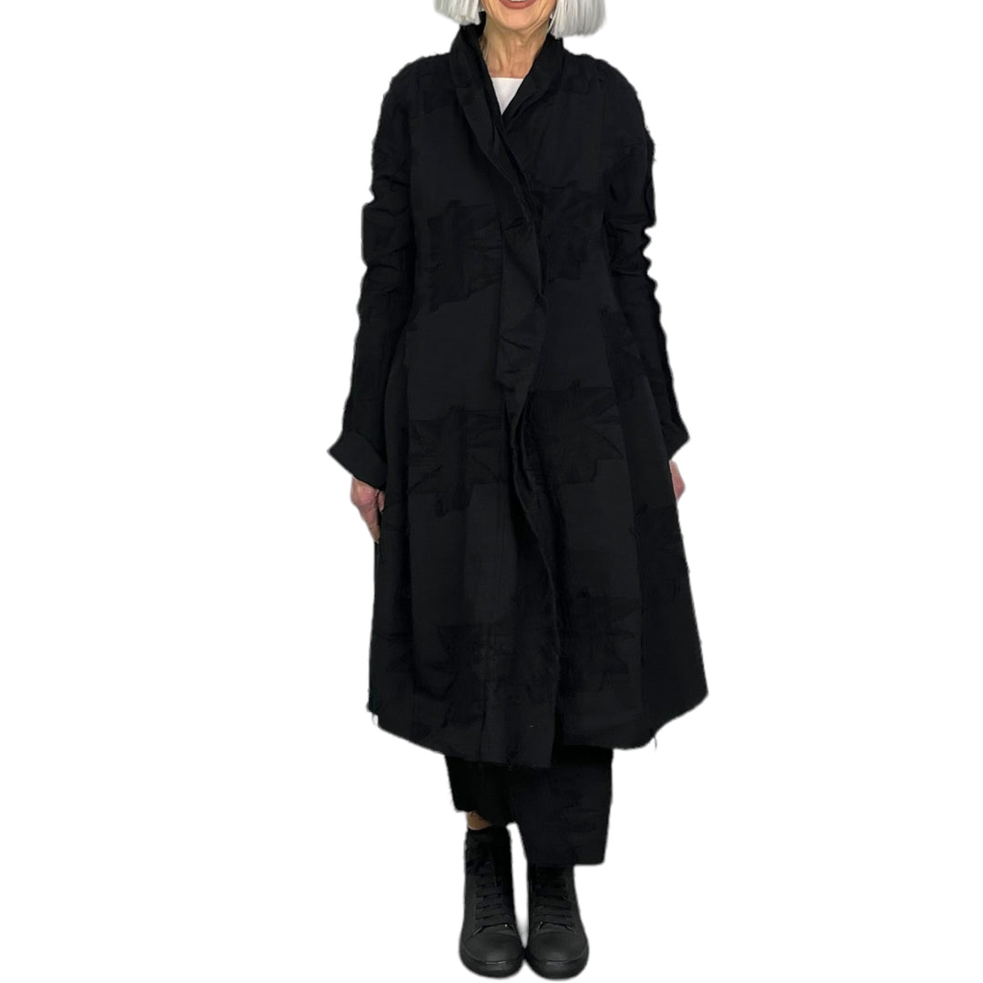 TEXTURED FITTED COAT