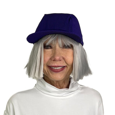 PLEATS CAP