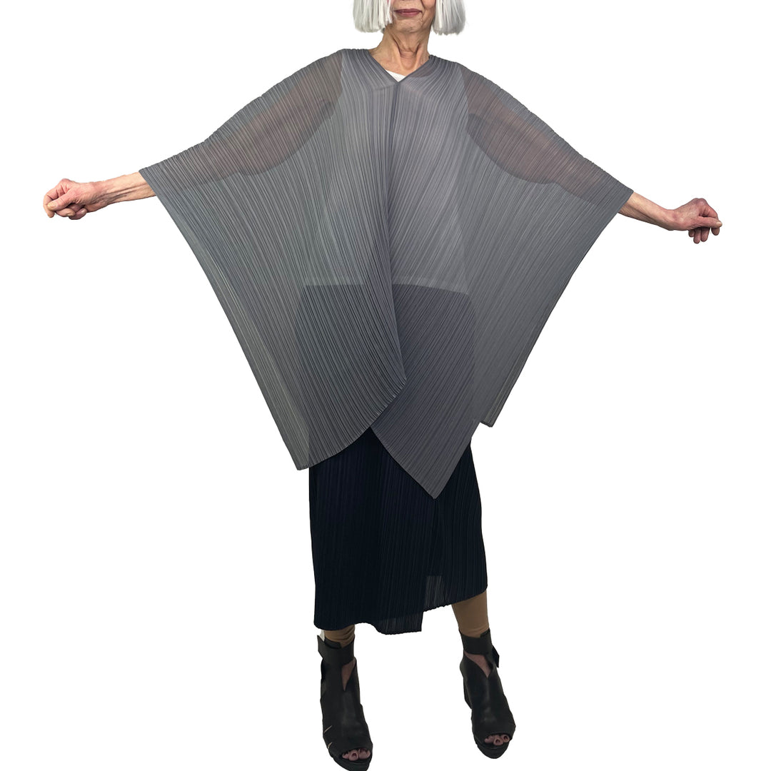 MADAME T BASIC PONCHO - SMALL