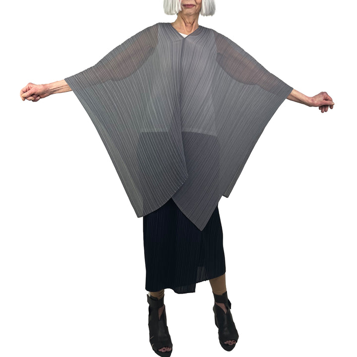 MADAME T BASIC PONCHO - SMALL