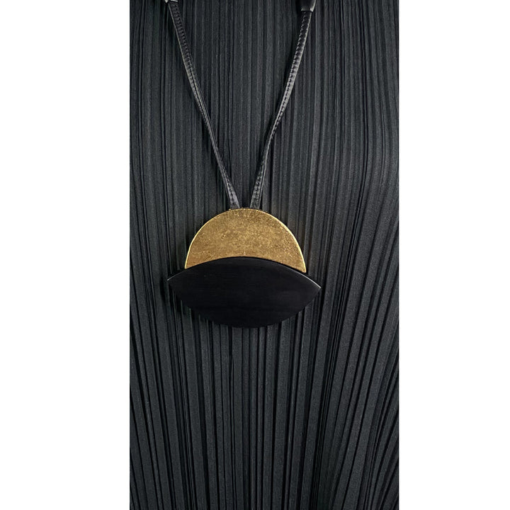 NORA PENDANT