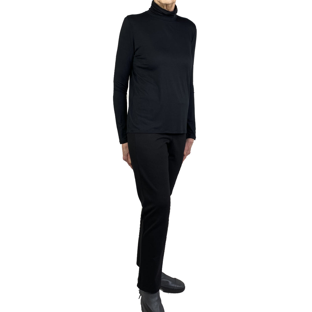 SOFT TOUCH BACK PLEAT TURTLENECK T-SHIRT