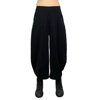 CURVED LEG TROUSER