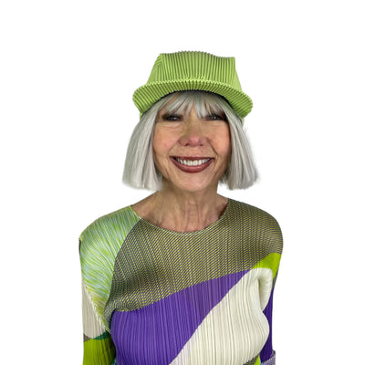 PLEATS CAP