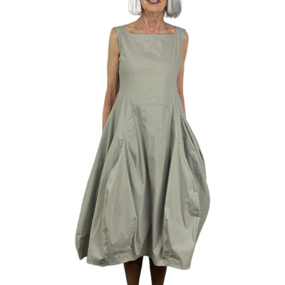 SLEEVELESS SHAPED DRESS